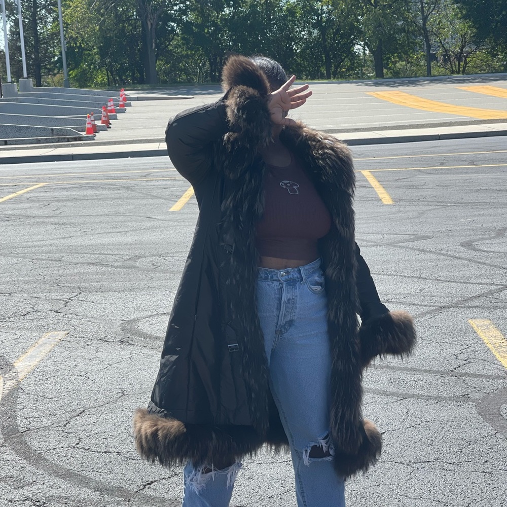 Victoir Septembre fur coat
